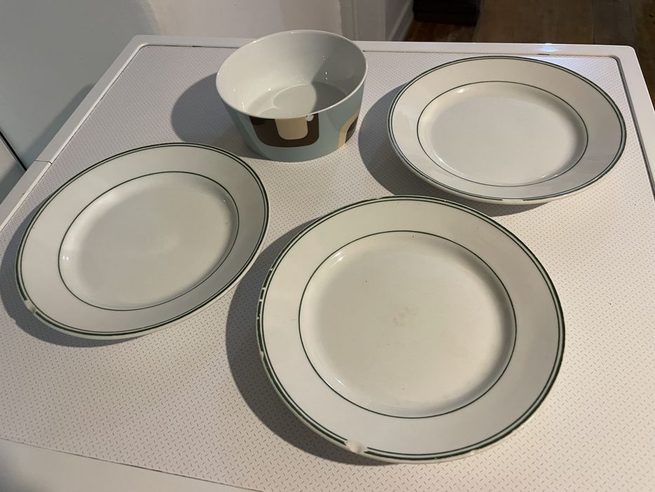 Dinnerware and Cutlery Set511507148665661441