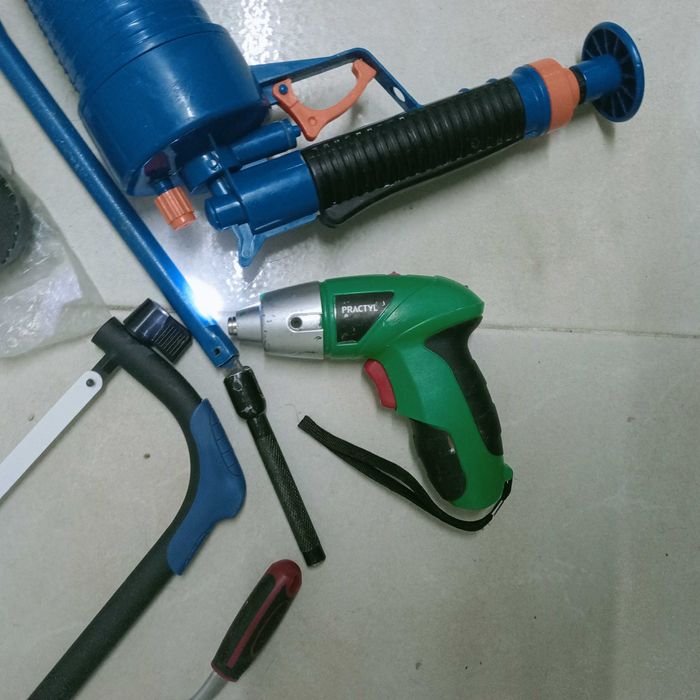 Ferramentas , furadeira, rebarbadora, parafusadeira