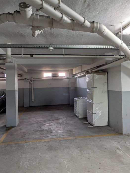 Lugar de garagem ao Padrão da Légua