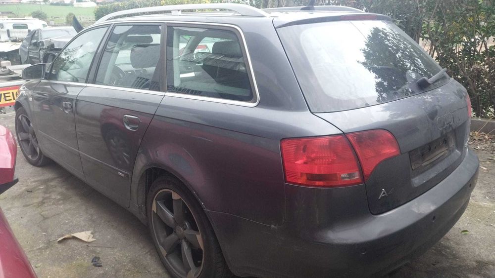 Audi A4 2.0 TDI 2005 | PARA PEÇAS |