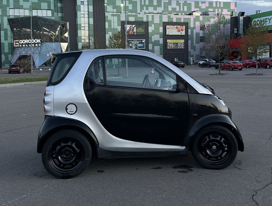 Автомобіль smart fortwo 2000