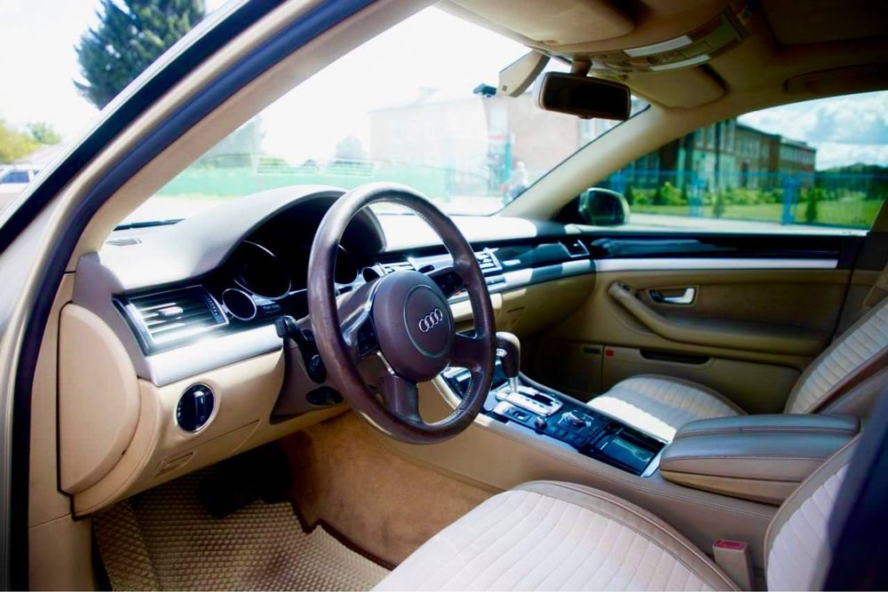 Audi A8 D3 quattro