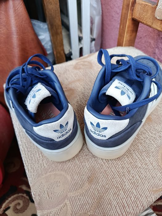 Продам кросовкі Adidas