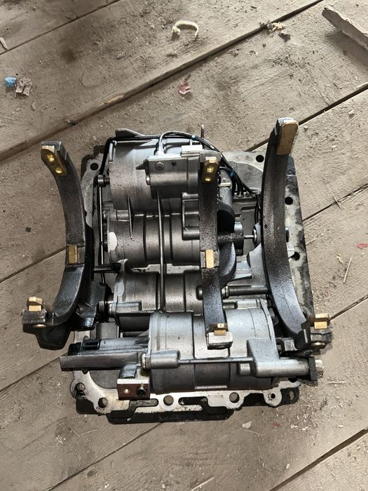 робот i shift volvo fh  по детально продається