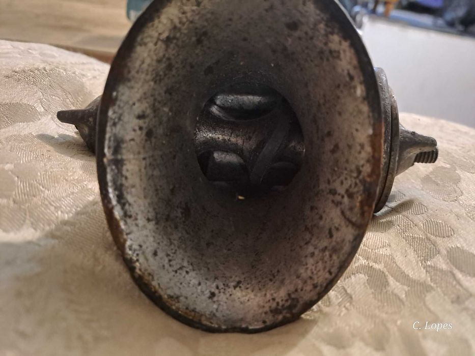 Triturador/picador de carne antigo