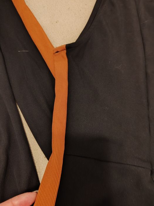 Vendo macacão usado mas em ótimo estado. Usado apenas 1 vez.