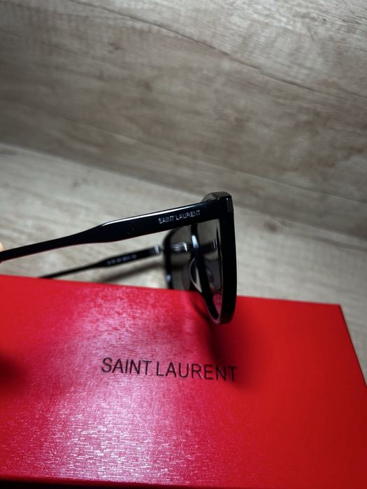 Очки солцезащитные YSL