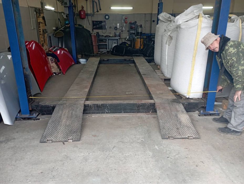 Підйомник на СТО