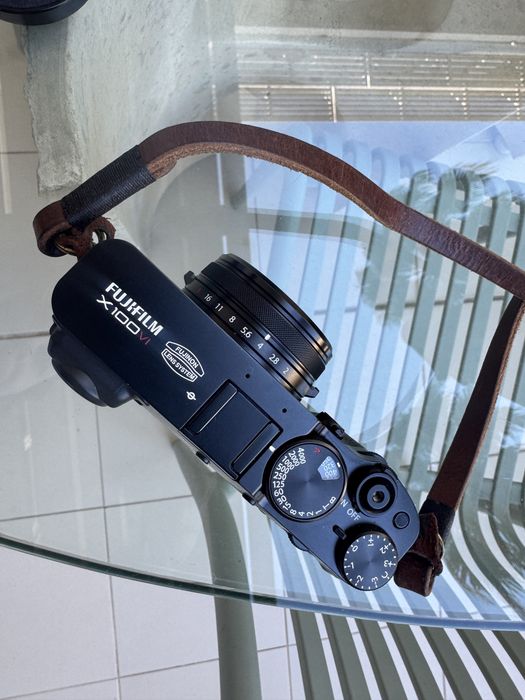 Fujifilm X100VI Preto