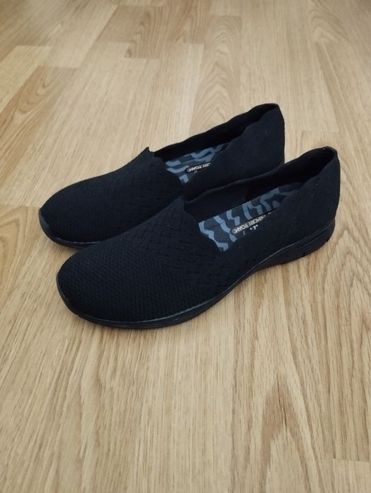 Жіночі кросівки SKECHERS розмір 39, 38