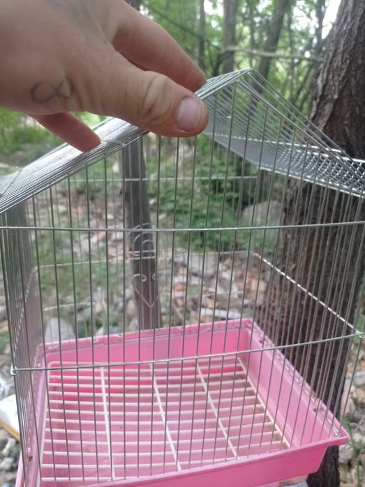 Продам Клетку для попугая