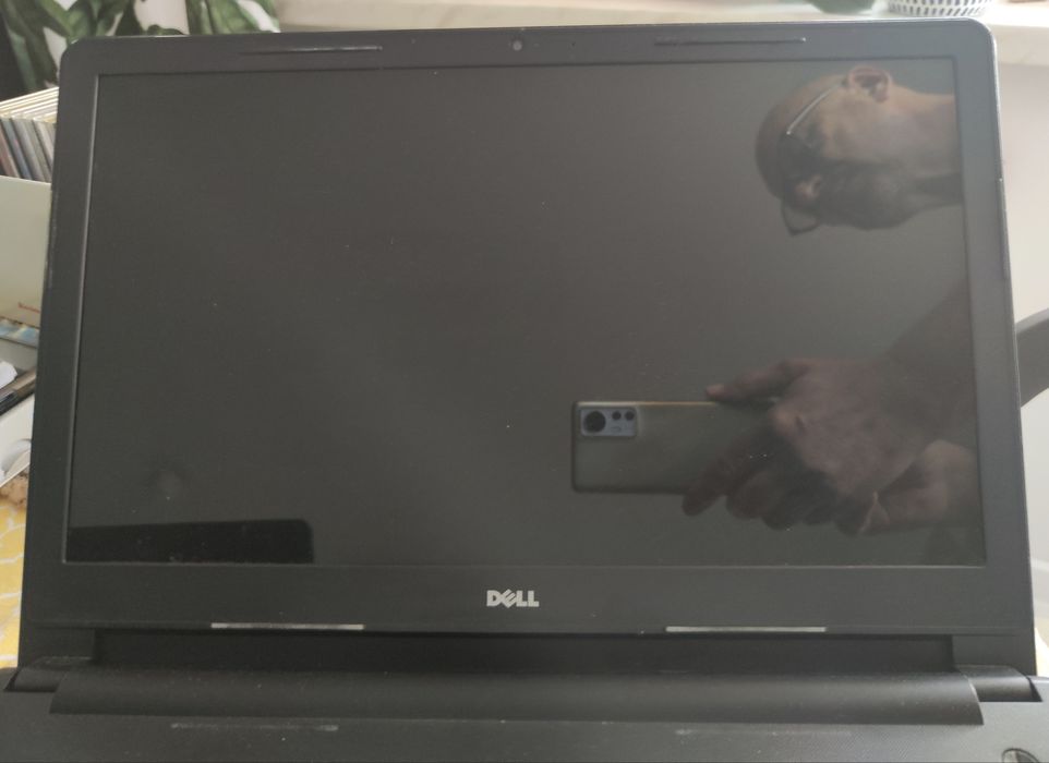 Dell Inspiron 15