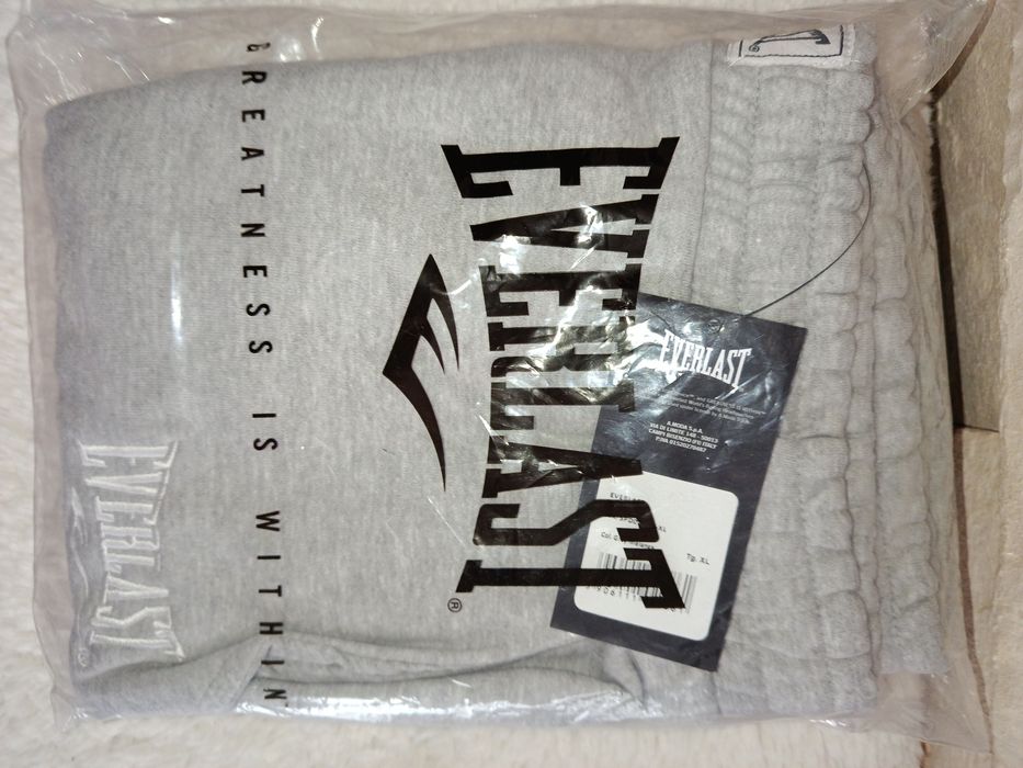 Nowe ciepłe zimowe spodnie dresowe Everlast joggery XL szare