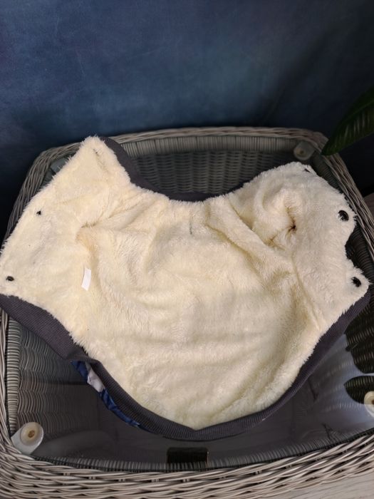 Wodoodporna kurtka na zimę dla psa S Niebieski kamuflaż U65