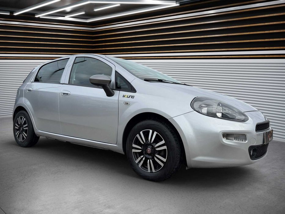 Fiat Punto Young 1.2 GPS+Vidros Esc. c/Garantia - 124€ p/mês