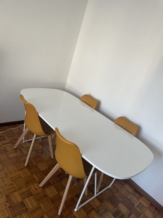 Mesa de jantar IKEA grande 180x100