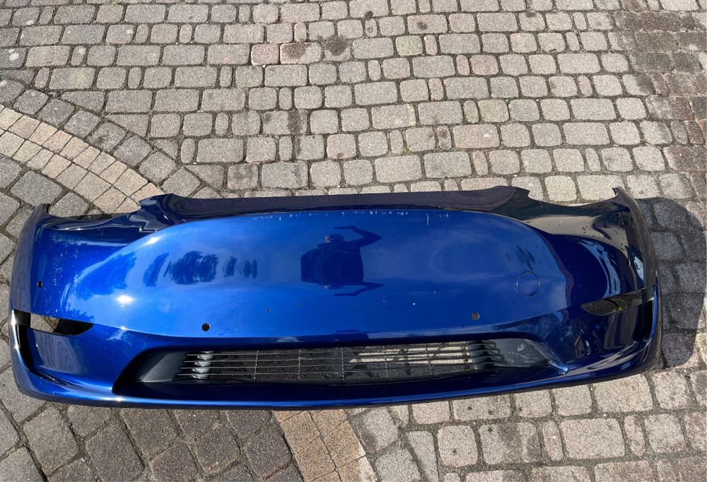 Tesla Model Y бампер рест дорест