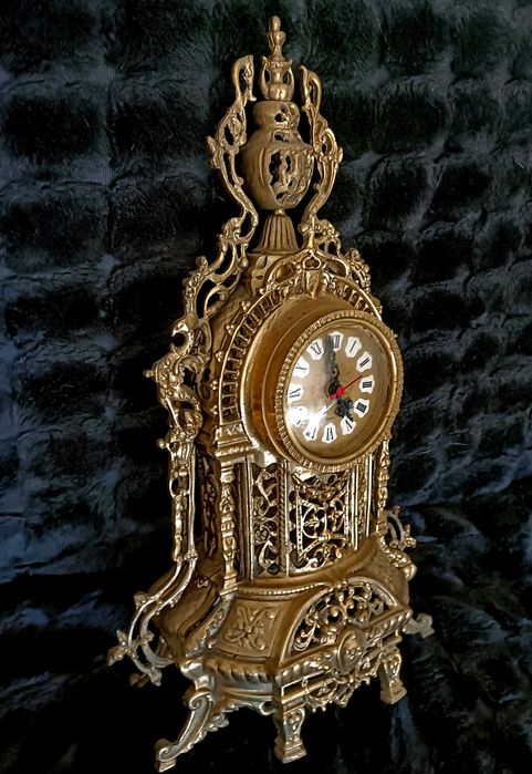 Relogio de mesa em metal, soberbo