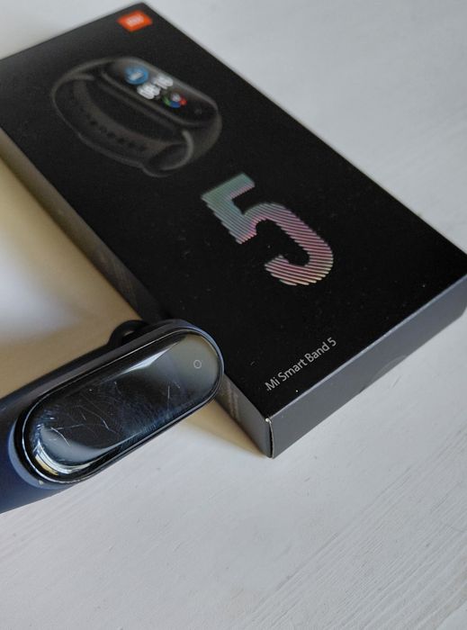 Xaomi mi smart band 5 opaska uszkodzona