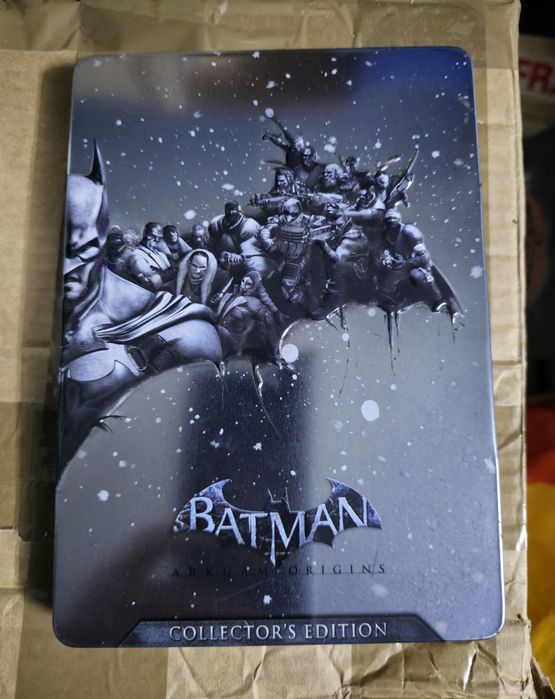 Batman Arkham Origins game Collectors Edition z figurką, steelbook x-box360