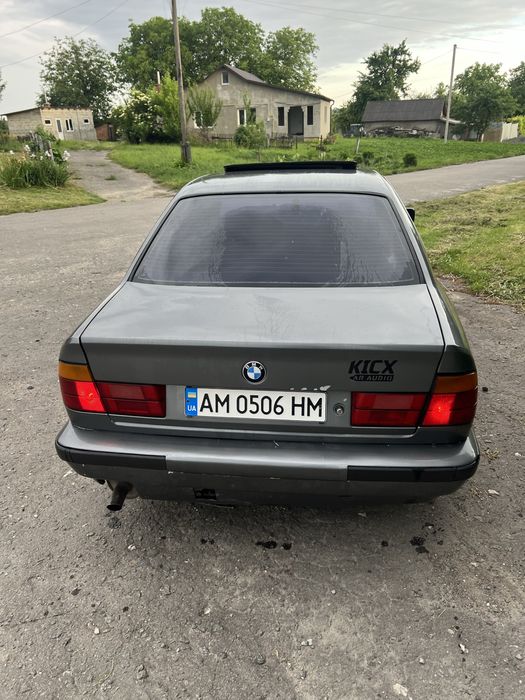 Bmw e34.