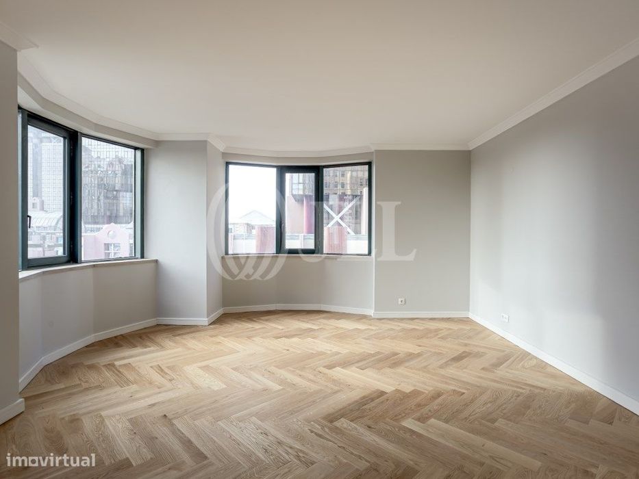Apartamento T2 condomínio Diana Park Amoreiras, Lisboa.