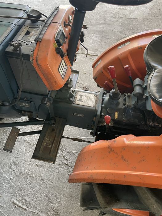 Мінітрактор кубота B6000  4х4 ОБМІН