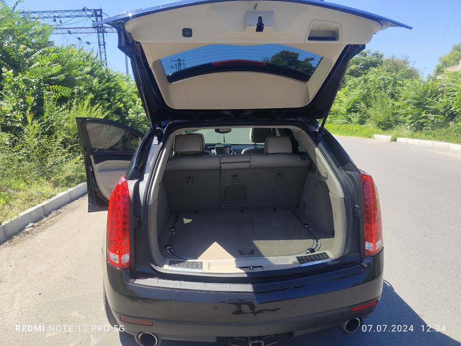 Продам Cadillac SRX