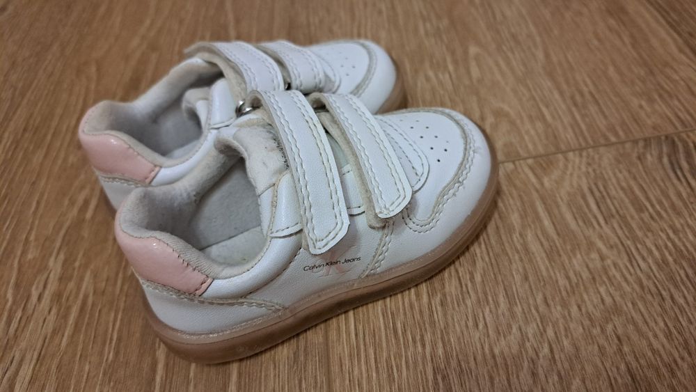 Buty dziecięce Calvin Klein roz. 21