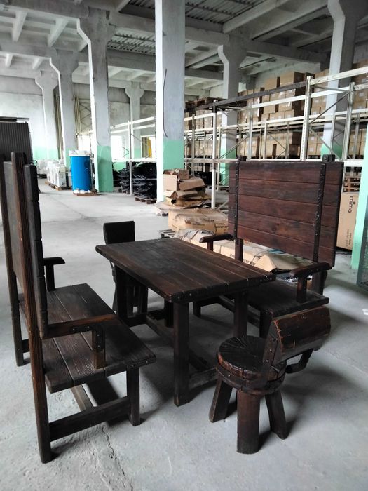 Терміново продам набір меблів з дерева б/у.