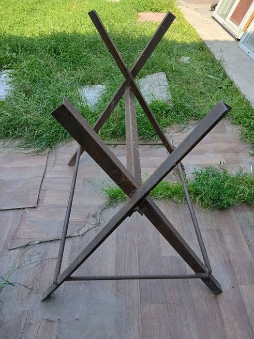 Козлик для пиляння дров