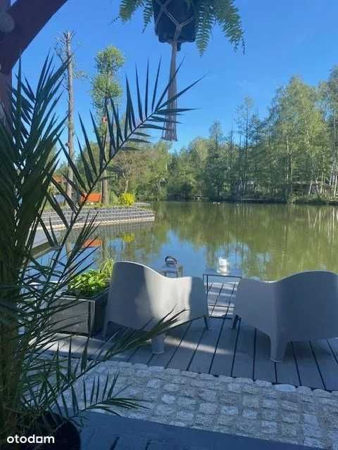 Domek letniskowy z prywatnym zejściem do jeziora