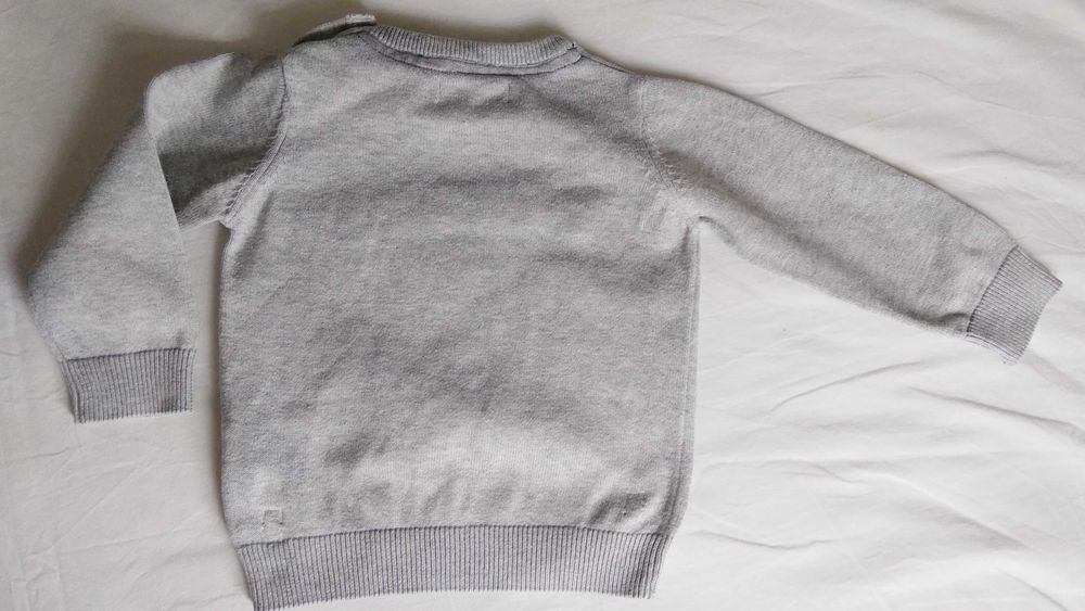 Sweterek sweter niemowlęcy 74 Reserved