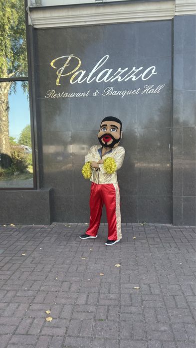 Стриптизер веселе привітання