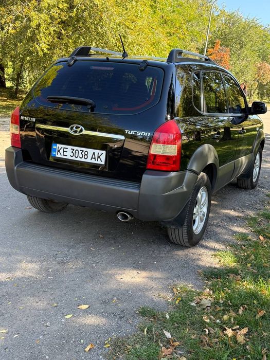 Продам автомобіль Hyundai Tucson 2007 року