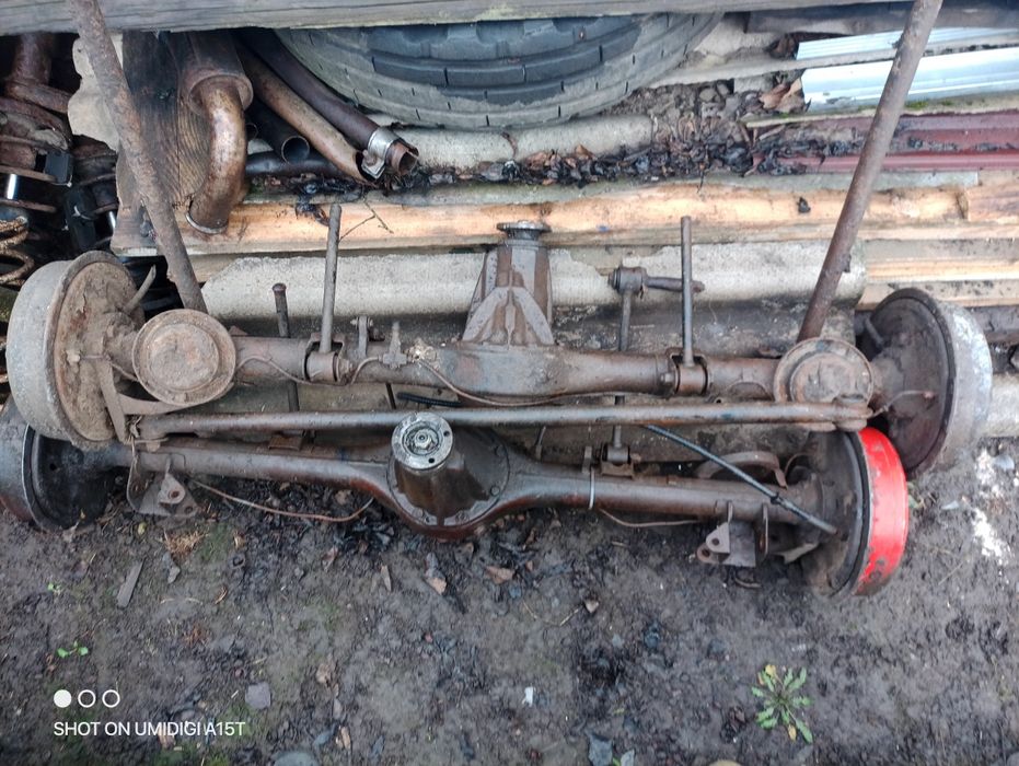 Продам задній міст ваз також ще є стартер робочий ступеці рульова коло