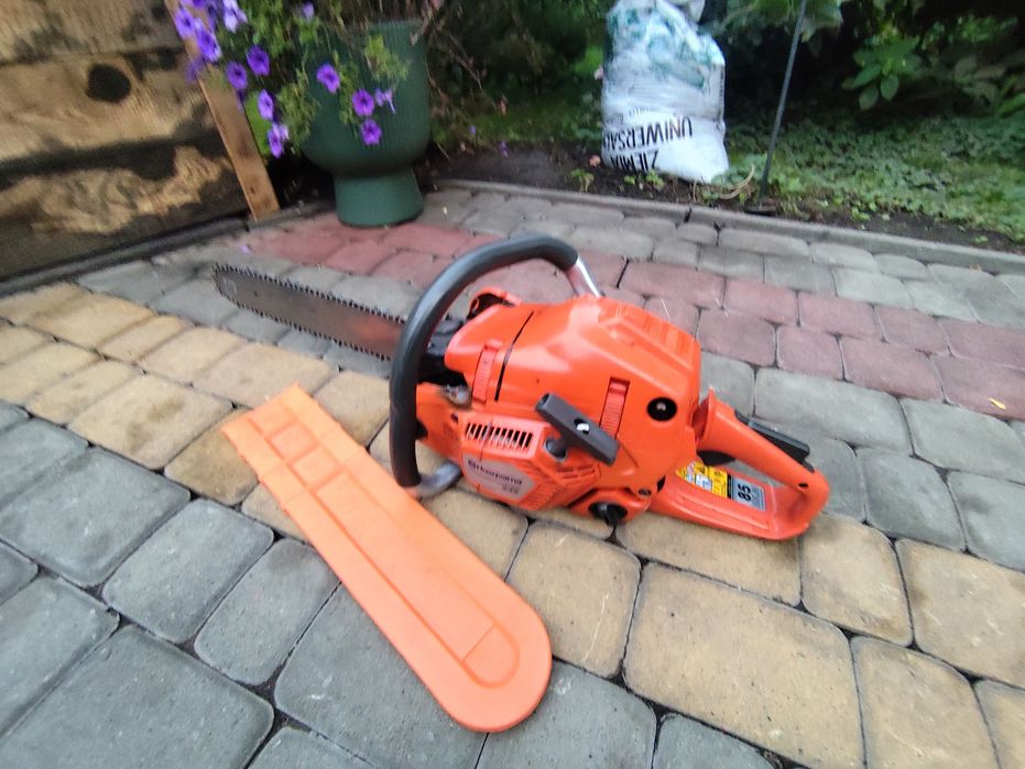 Piła spalinowa Husqvarna model 545.