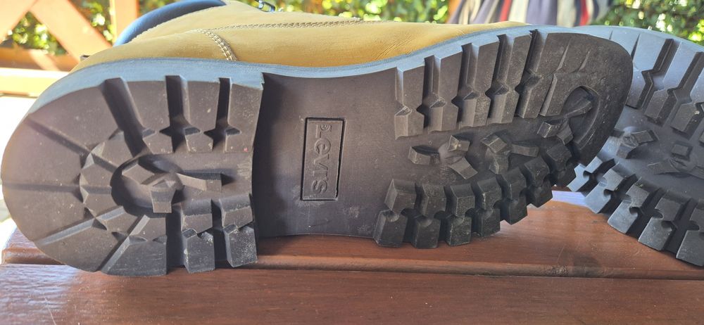 Buty męskie Levis - darmowa wysyłka