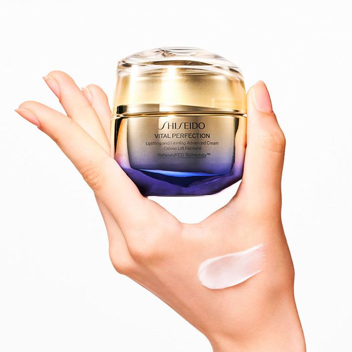 Крем Shiseido Vital Perfection Uplifting & Firming Advanced Cream Enriched