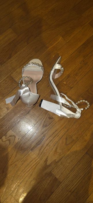 Sapatos cerimonia novos
