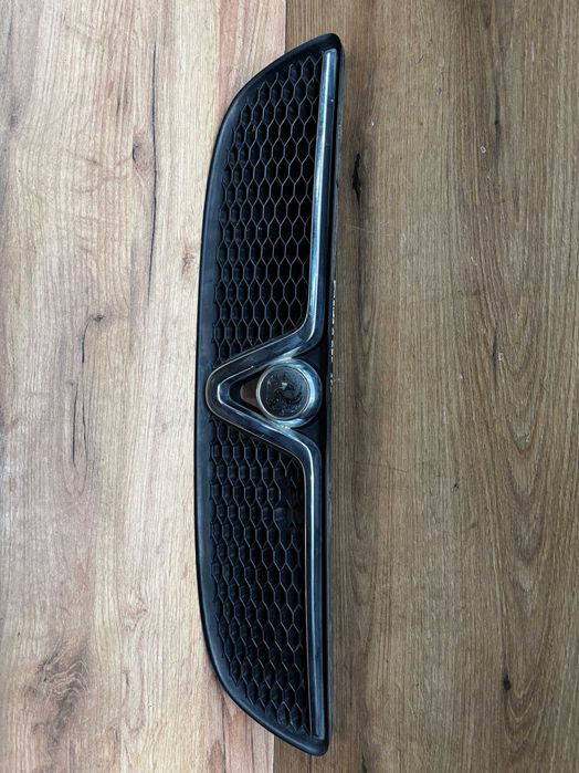 Grill atrapa zderzaka Opel Zafira A OPC