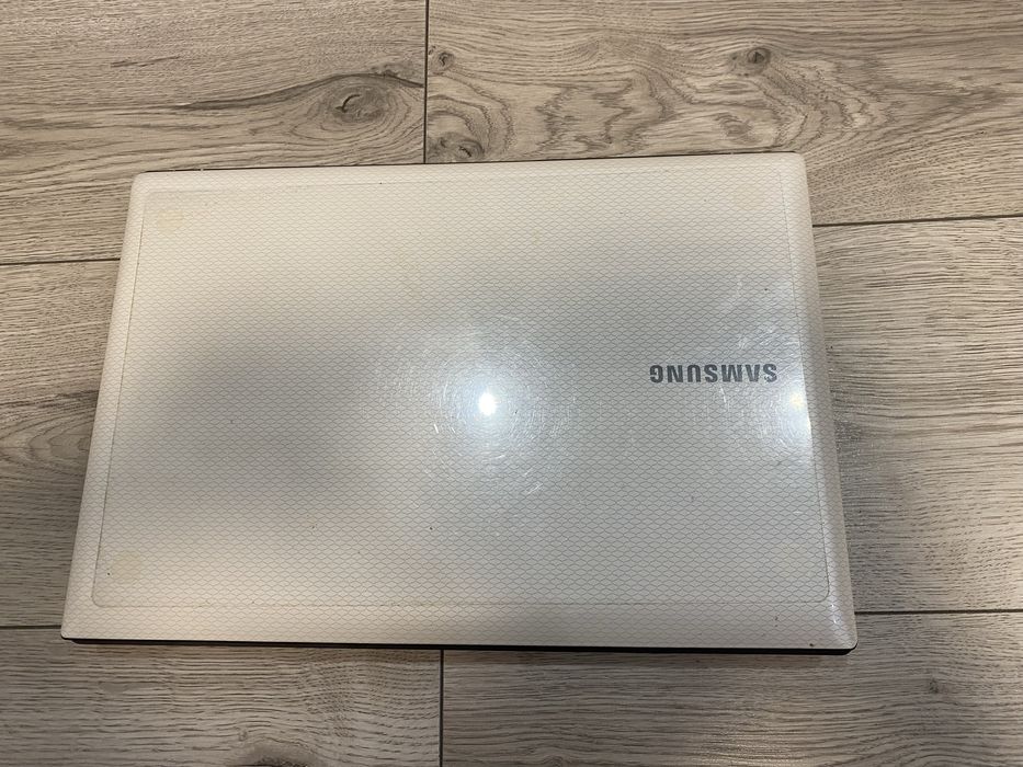 Ноутбук самсунг R430
