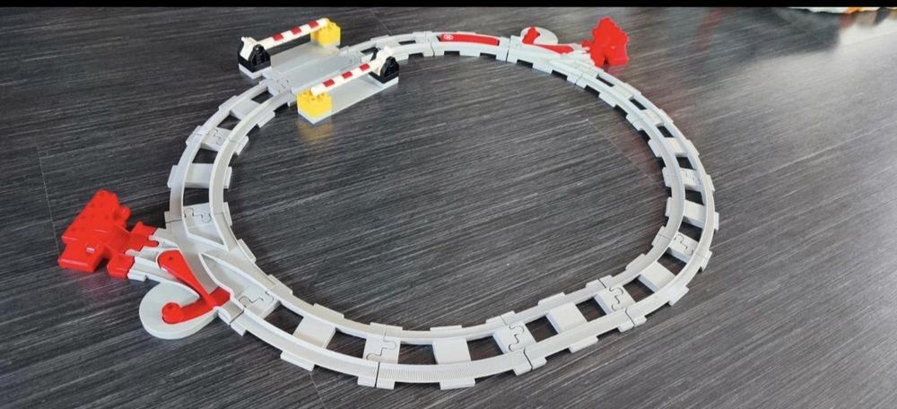 Zestaw Tory Kolejowe Lego Duplo 10882 Kompletne