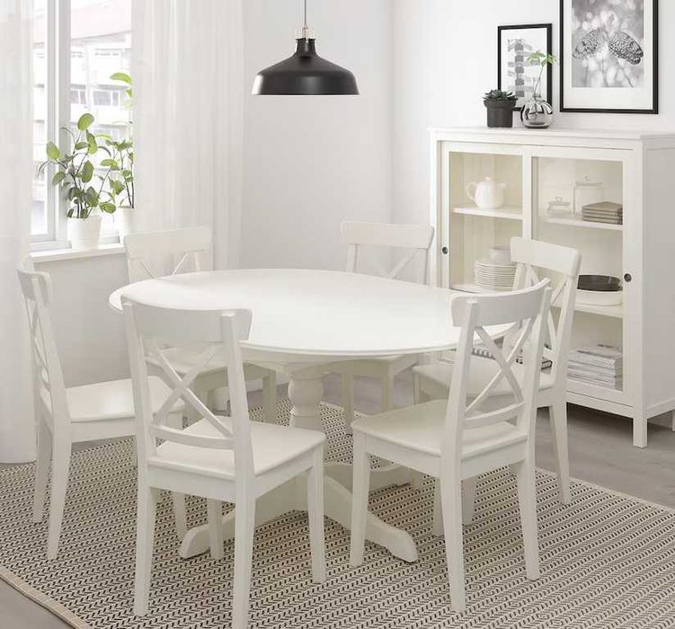 4 cadeiras brancas INGATORP e INGOLF