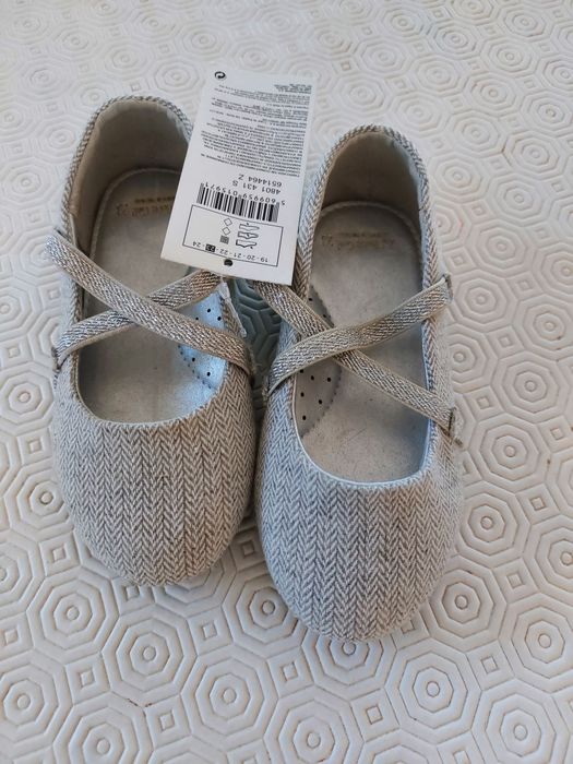 Sapatinhos menina 23 Novos