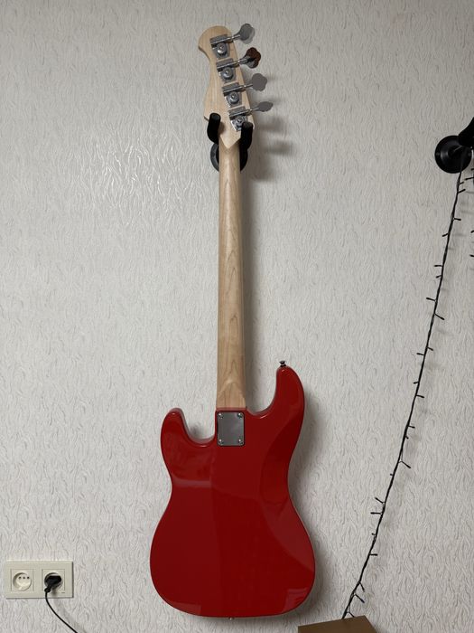 Новий бас Harley Benton PB-50 precision bass