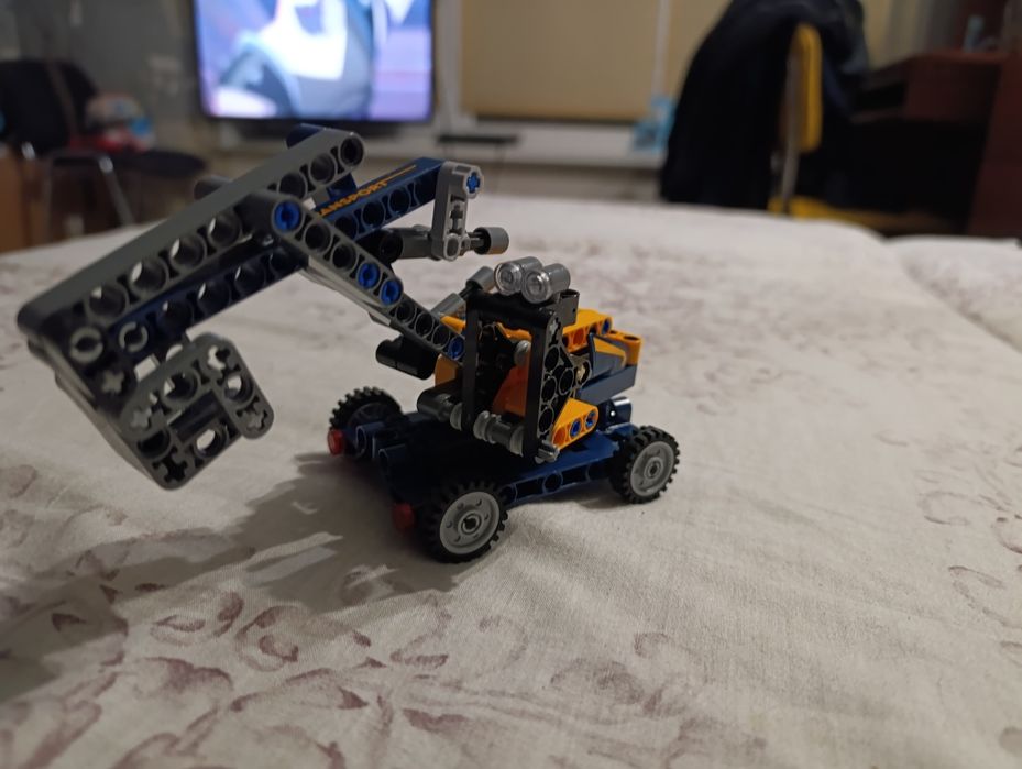 Лего  Сити 42147