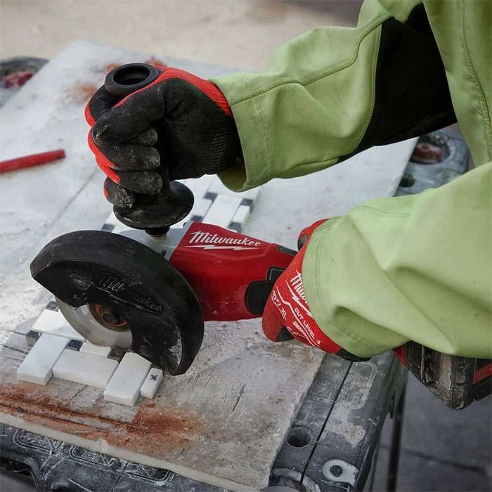 MILWAUKEE Rebarbadora M18 BLSAG115XPD-0