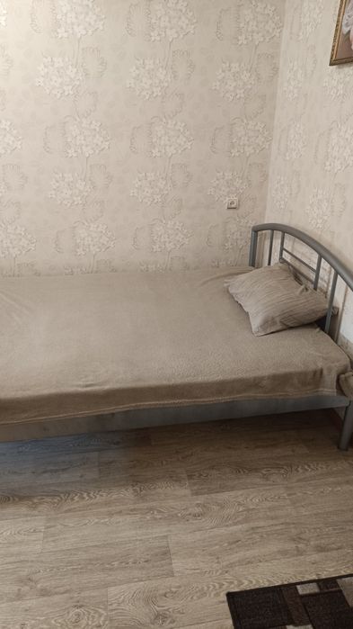 Двухкімнатна в центрі, біля ТРЦ Любава. Гоголя 206.