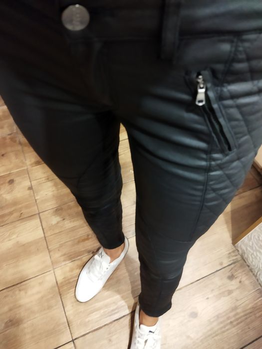 Spodnie woskowane 36